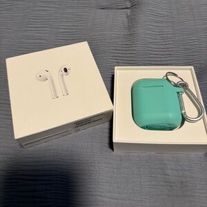 Apple AirPods 2nd Generation Wireless Earbuds with Turquoise Case